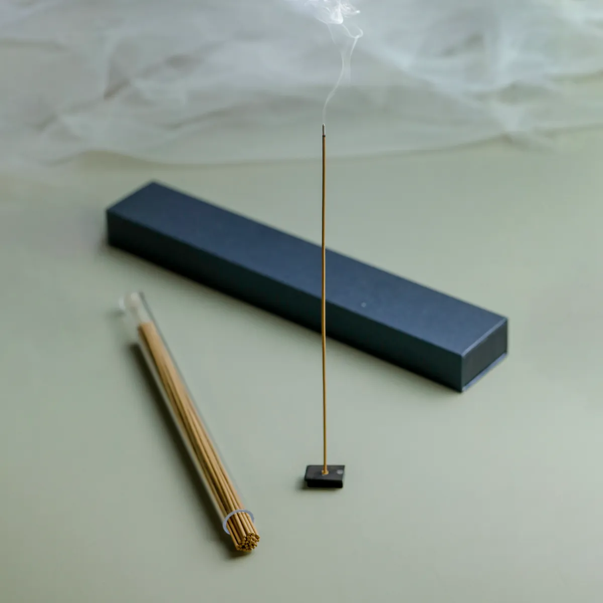 线香与礼盒实拍